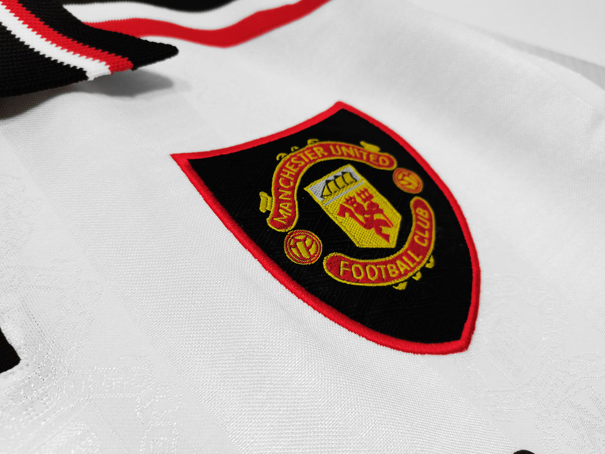 Manchester United 98/99 Men's Away Retro Shirt