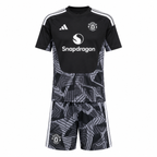 Manchester United 26/27 Kid's Black Goalkeeper Set