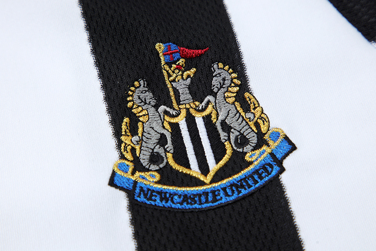 Newcastle United 03/05 Men's Home Retro Shirt
